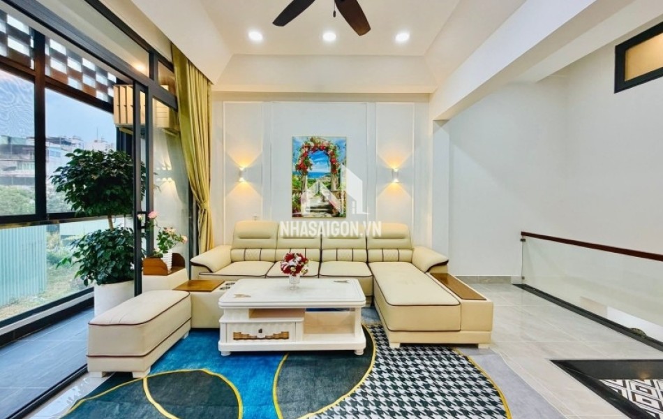 HẺM XE TẢI - GẦN SIÊU THỊ EMART - GẦN TRƯỜNG CHINH - GẦN NHÀ CÓ CÔNG VIÊN THOÁNG MÁT - KHU PHÂN LÔ - 77M2 - 4 TẦNG.